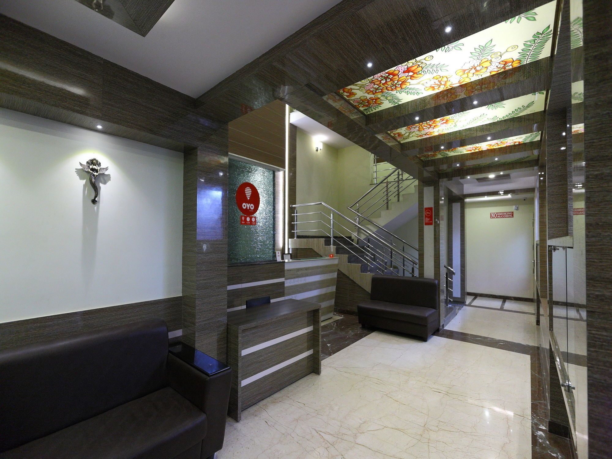 Oyo 7987 Hotel Carnation Ooty Eksteriør billede