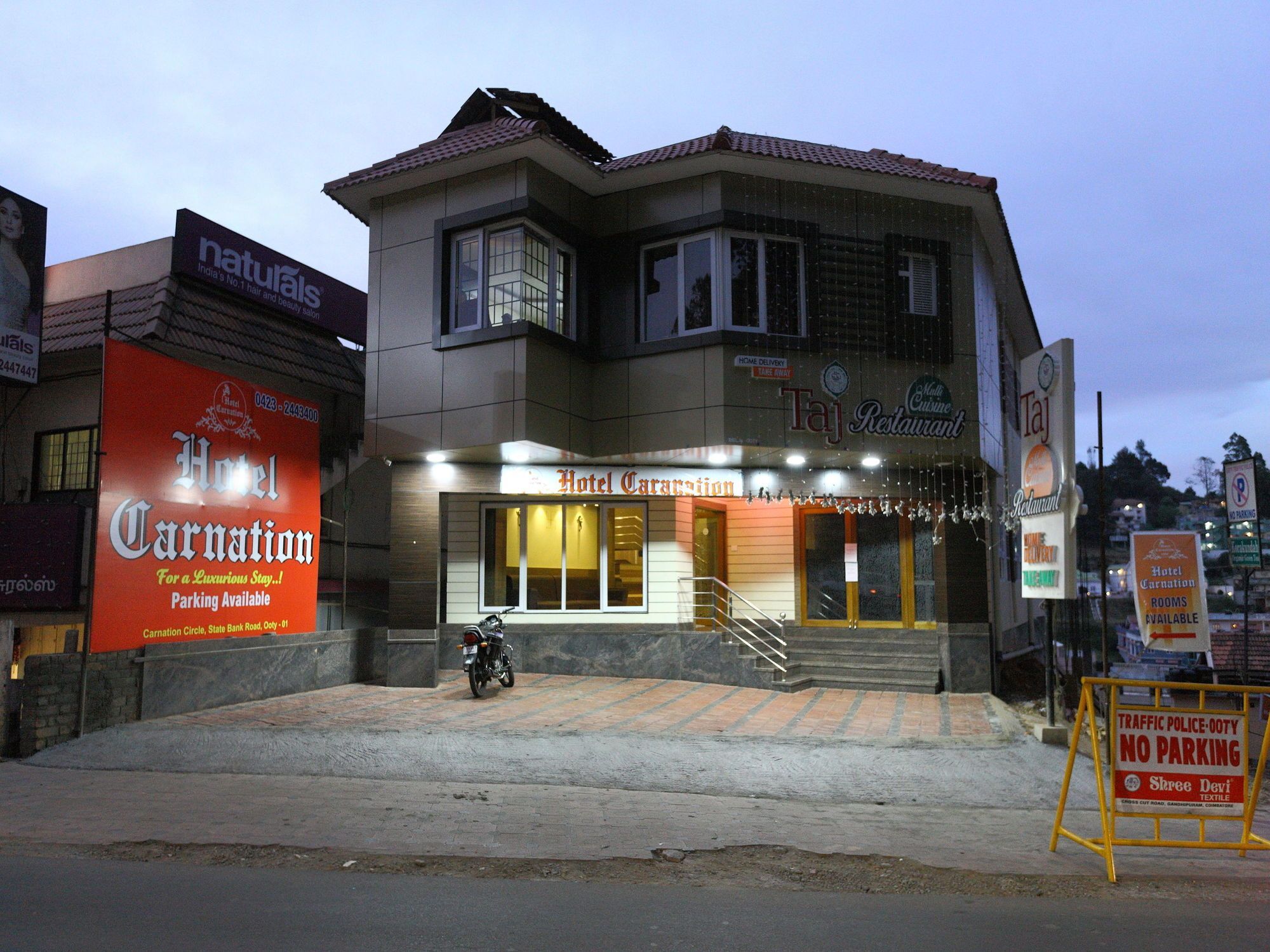 Oyo 7987 Hotel Carnation Ooty Eksteriør billede